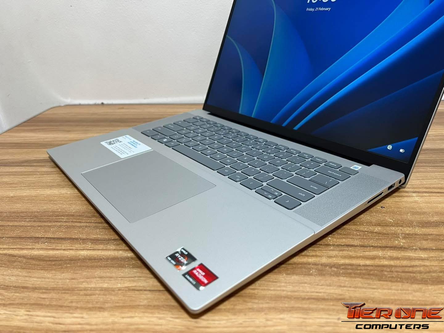 DELL INSPIRON 16 | Ryzen 7 | 16GB RAM | 512GB SSD