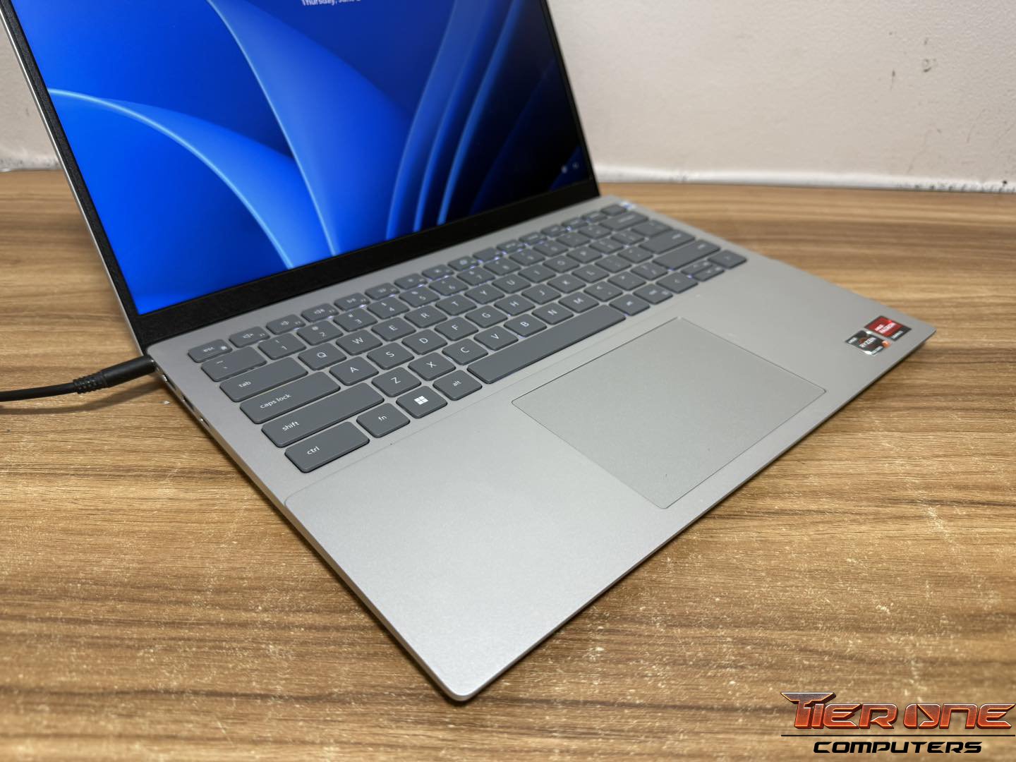 DELL INSPIRON | Ryzen 7 | 16GB RAM | 512GB SSD