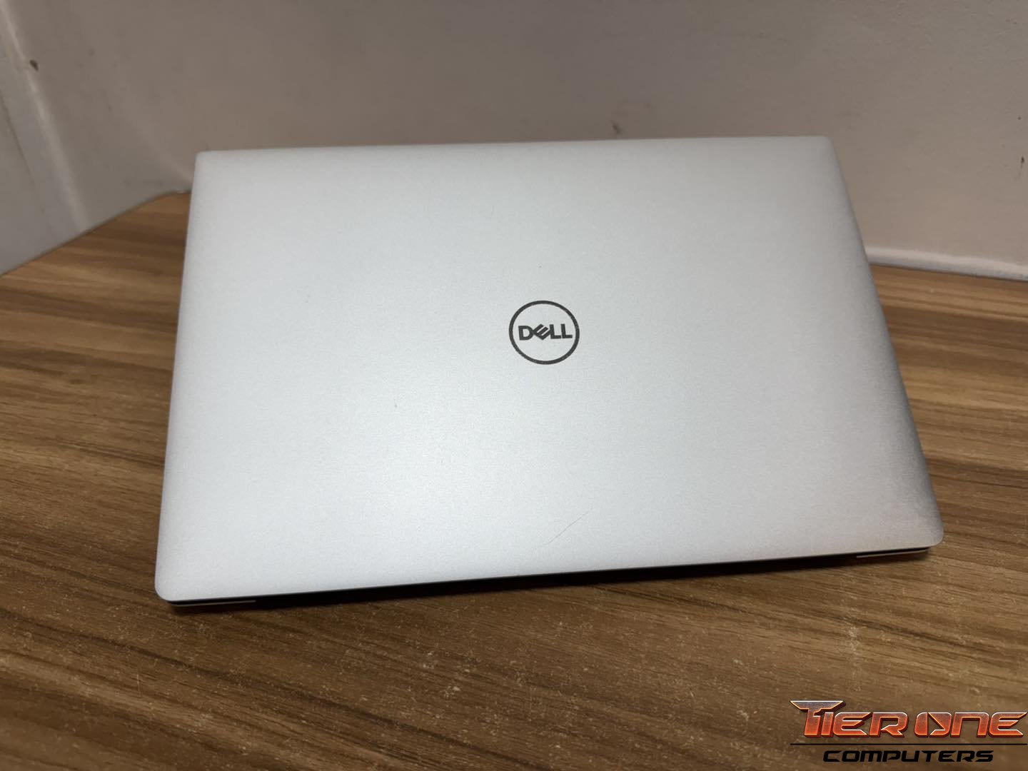DELL XPS | i7 8th Gen | 8GB RAM | 256GB SSD