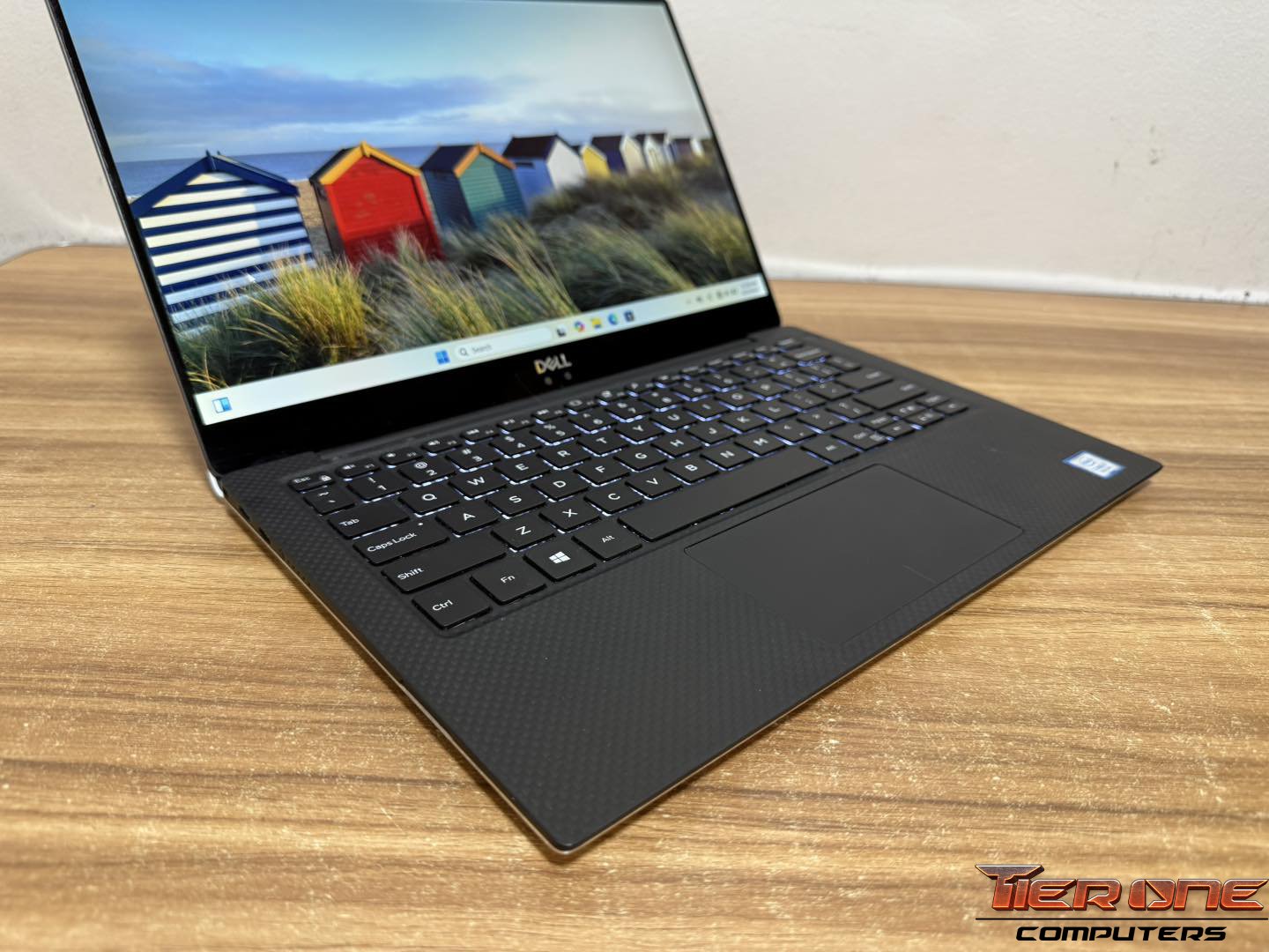 DELL XPS | i7 8th Gen | 8GB RAM | 256GB SSD