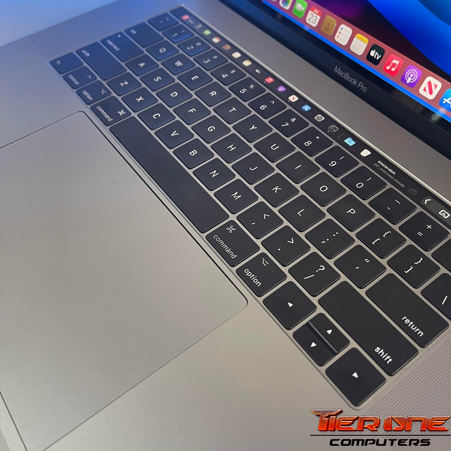 Apple MacBook Pro | Intel Core i7 | 16GB RAM | 512GB SSD