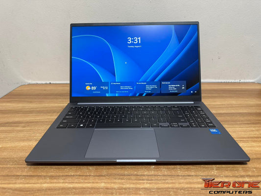 SAMSUNG | Ultra 7 | 16GB RAM| 512GB SSD