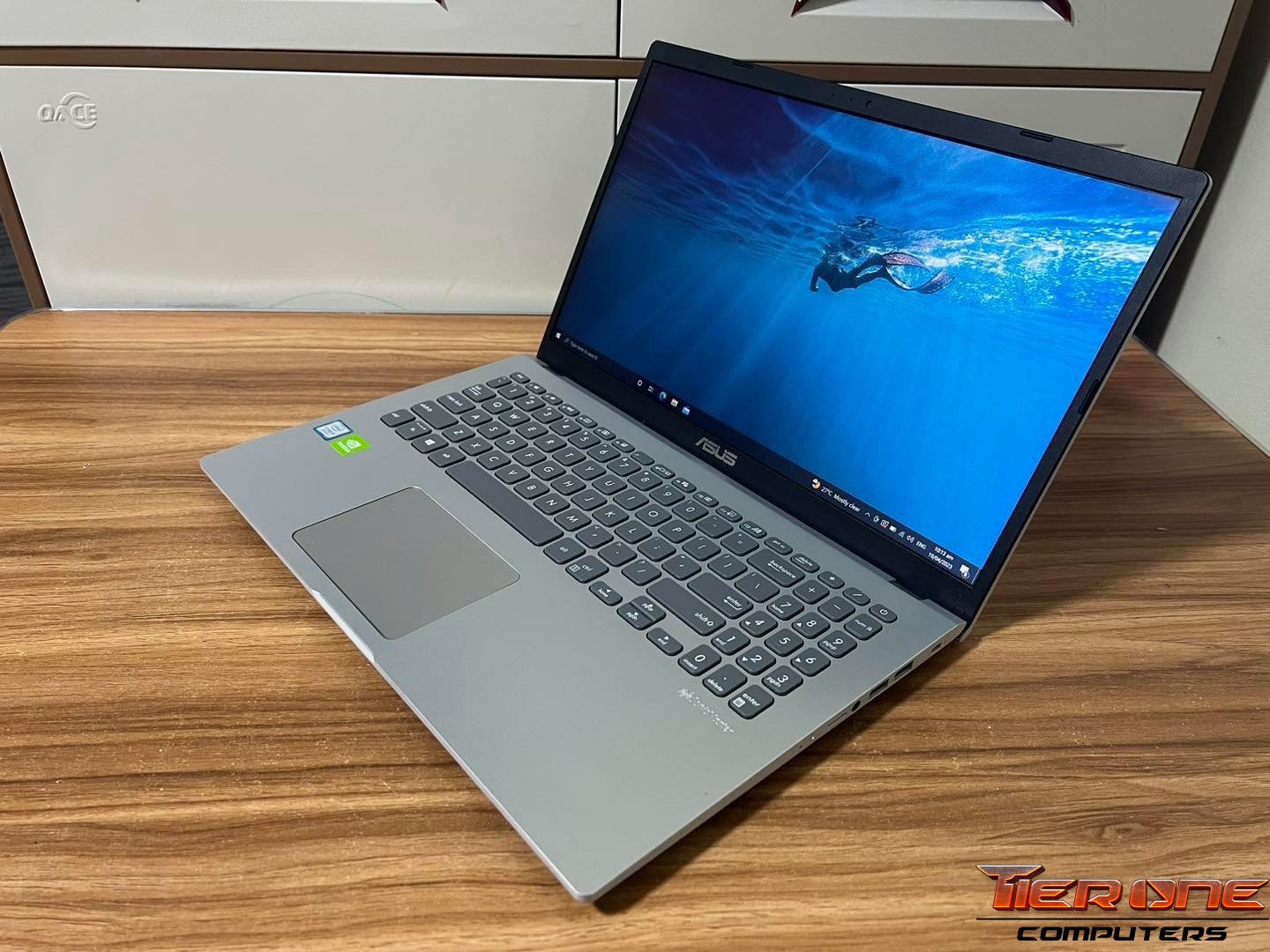 ASUS VIVOBOOK | i5 8th Gen | 16GB RAM | 256GB SSD | MX110