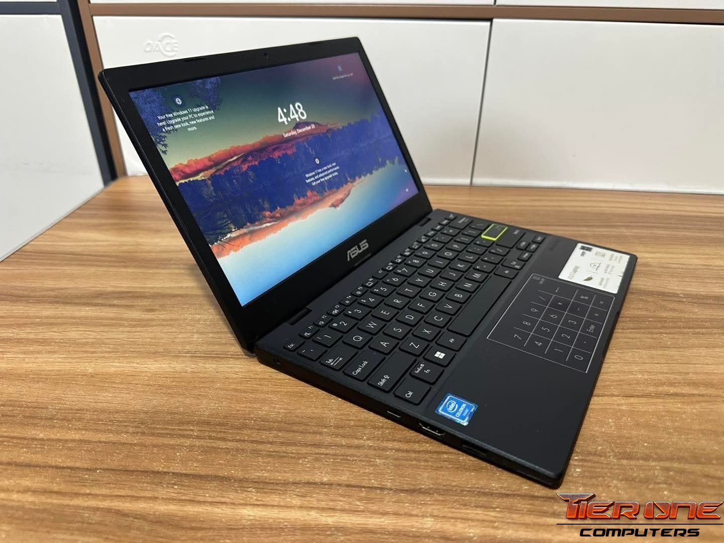 ASUS VIVOBOOK | Intel Celeron | 4GB RAM | 64GB SSD